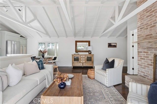2571 Waverly Drive, Newport Beach, CA 92663