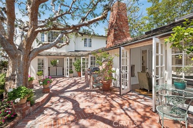 2571 Waverly Drive, Newport Beach, CA 92663