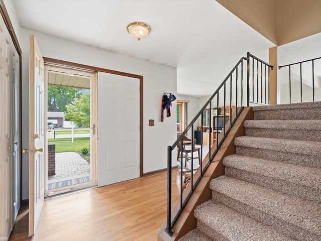 45455 Heatherwoode Lane, Macomb Twp, MI 48044