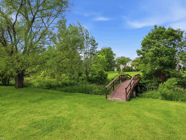 45455 Heatherwoode Lane, Macomb Twp, MI 48044