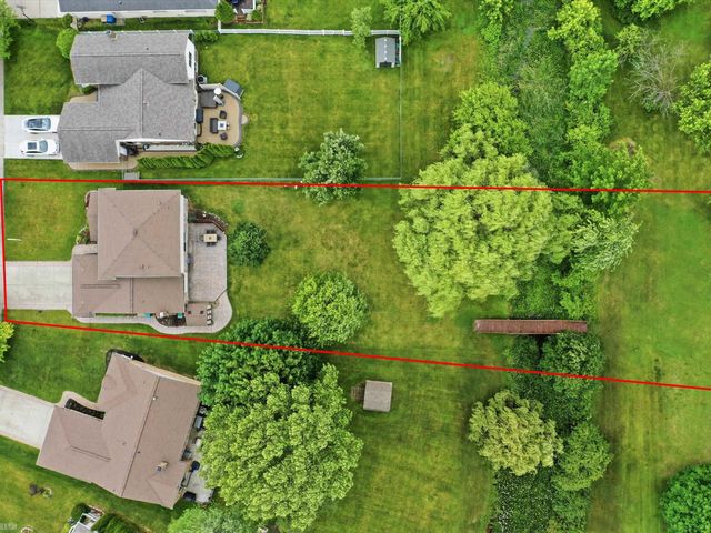 45455 Heatherwoode Lane, Macomb Twp, MI 48044