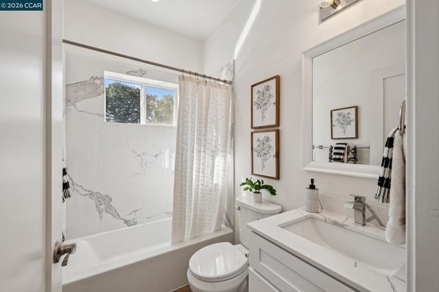 1713 Berrywood Dr, Concord, CA 94521
