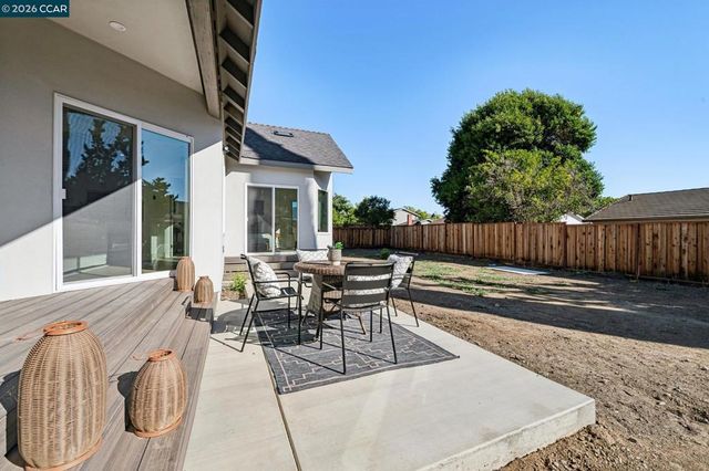 1713 Berrywood Dr, Concord, CA 94521