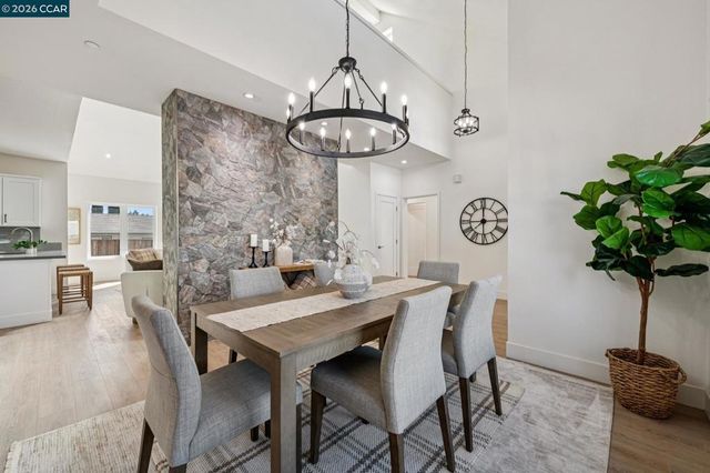 1713 Berrywood Dr, Concord, CA 94521