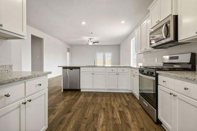 708 Jasmine Ridge Lane, Waller, TX 77484