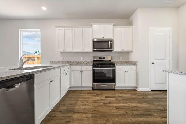 708 Jasmine Ridge Lane, Waller, TX 77484