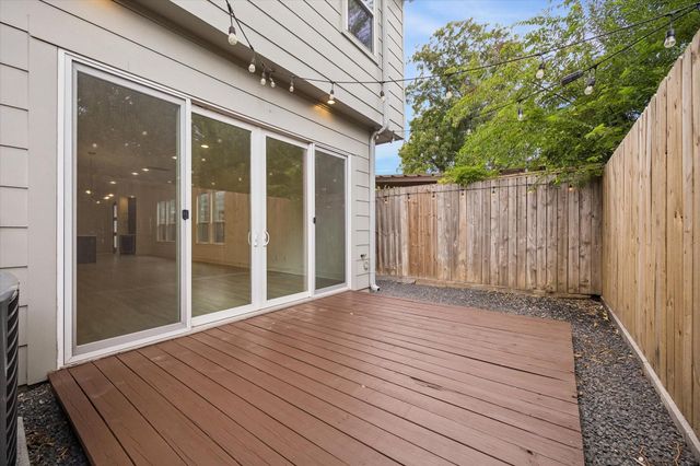 1111 Louise Street, Houston, TX 77009