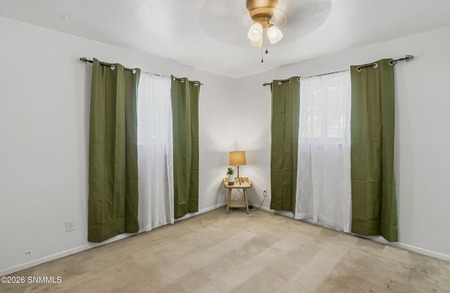 940 Calle Del Sol, Las Cruces, NM 88005