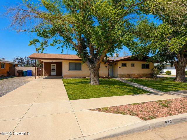 940 Calle Del Sol, Las Cruces, NM 88005