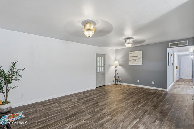 940 Calle Del Sol, Las Cruces, NM 88005
