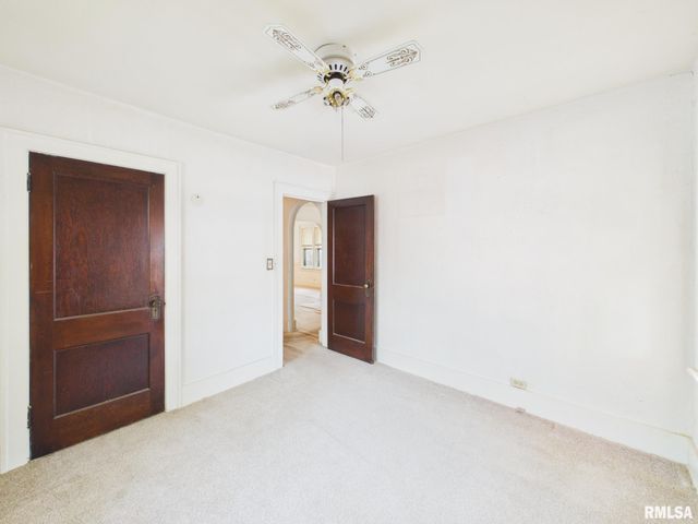 2229 S 6TH Street, Springfield, IL 62703