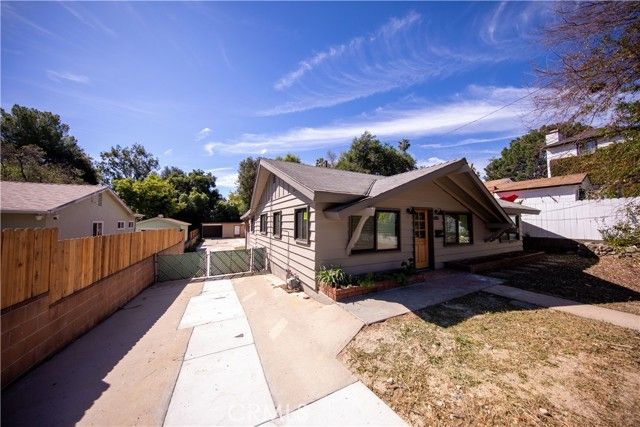 600 E Sierra Madre, Sierra Madre, CA 91024