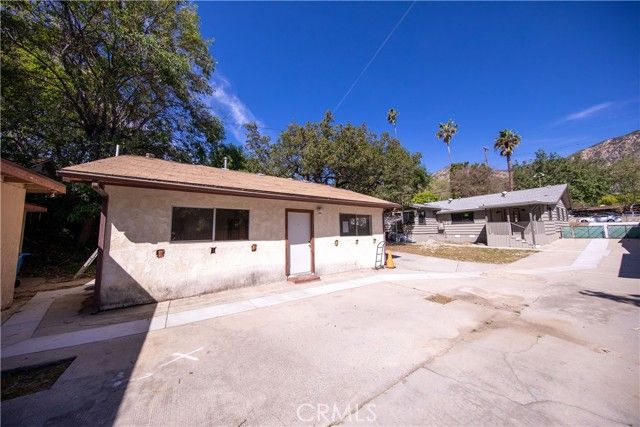 600 E Sierra Madre, Sierra Madre, CA 91024