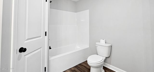 1408 W Woodward Avenue, Holly Springs, MS 38635