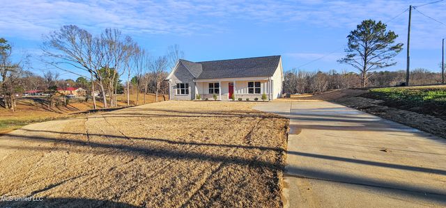 1408 W Woodward Avenue, Holly Springs, MS 38635