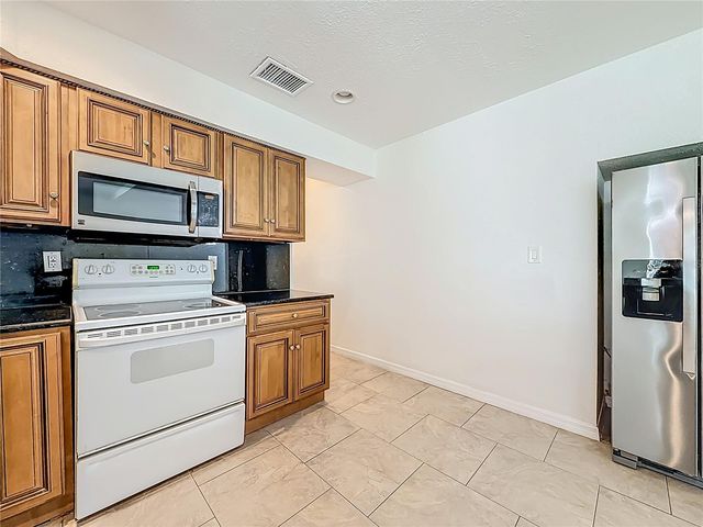 7250 12TH AVENUE N, St Petersburg, FL 33710