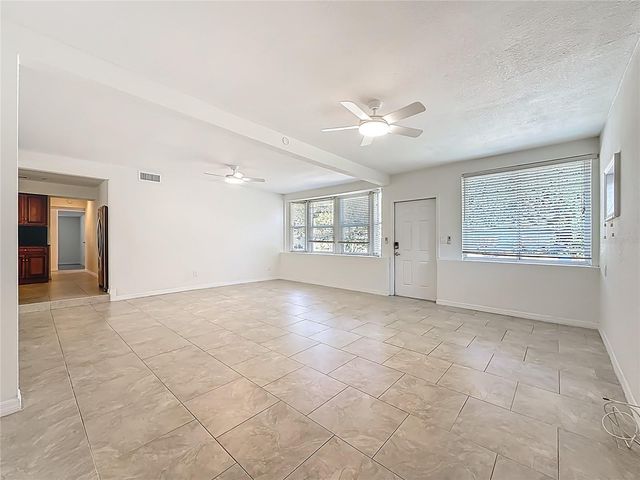 7250 12TH AVENUE N, St Petersburg, FL 33710