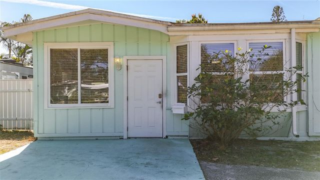 7250 12TH AVENUE N, St Petersburg, FL 33710