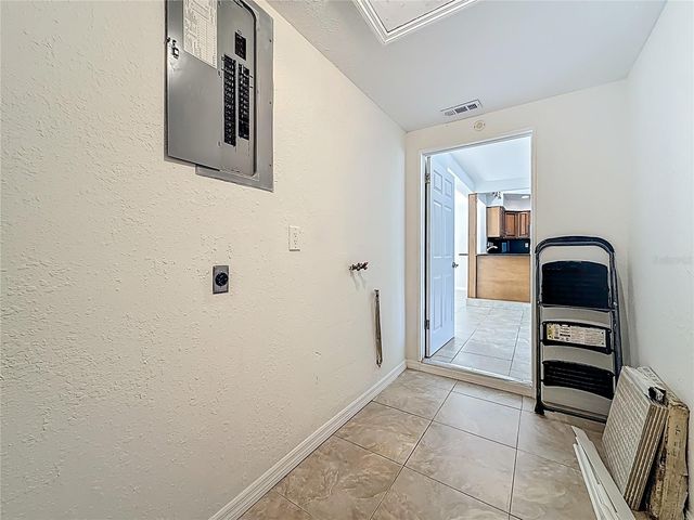 7250 12TH AVENUE N, St Petersburg, FL 33710