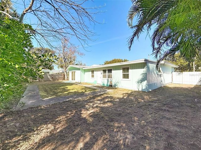 7250 12TH AVENUE N, St Petersburg, FL 33710