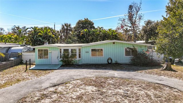 7250 12TH AVENUE N, St Petersburg, FL 33710