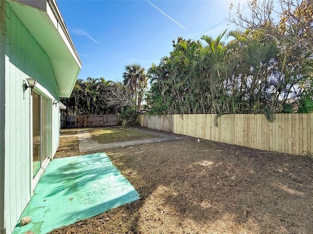 7250 12TH AVENUE N, St Petersburg, FL 33710