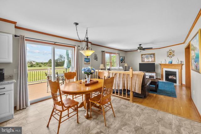 11105 PARKGATE DR, Nokesville, VA 20181