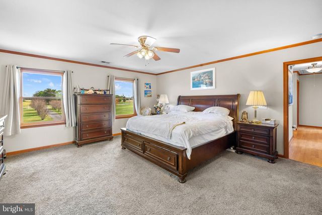 11105 PARKGATE DR, Nokesville, VA 20181