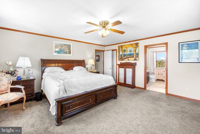 11105 PARKGATE DR, Nokesville, VA 20181