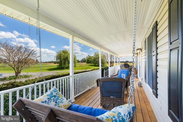 11105 PARKGATE DR, Nokesville, VA 20181