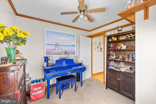 11105 PARKGATE DR, Nokesville, VA 20181