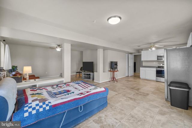 11105 PARKGATE DR, Nokesville, VA 20181