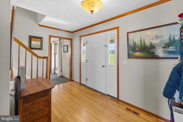 11105 PARKGATE DR, Nokesville, VA 20181