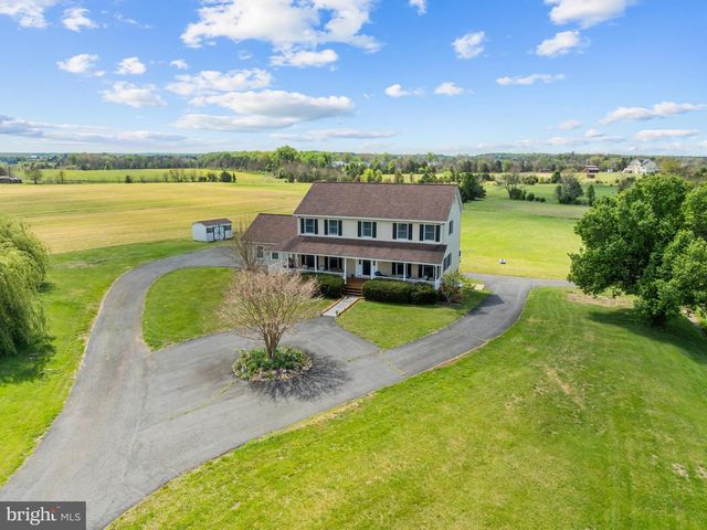 11105 PARKGATE DR, Nokesville, VA 20181