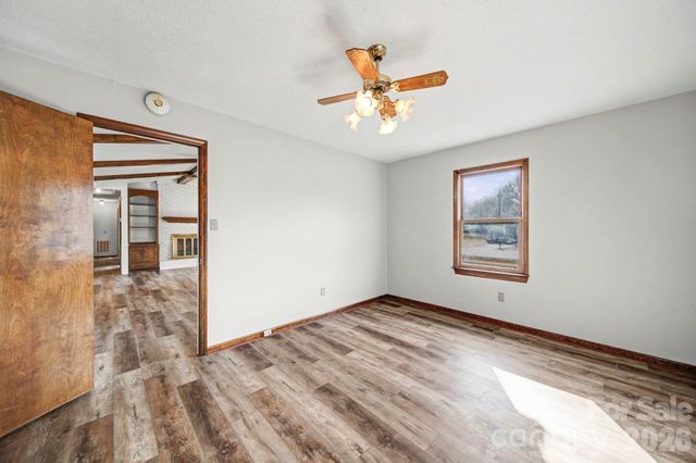 102 Roxie Lane, Belmont, NC 28012