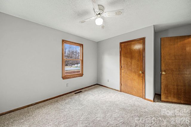 102 Roxie Lane, Belmont, NC 28012