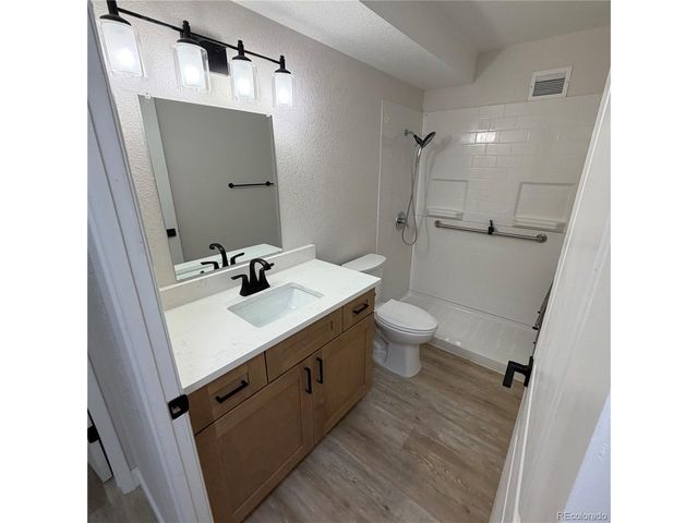 605 S Alton Way 3C, Denver, CO 80247