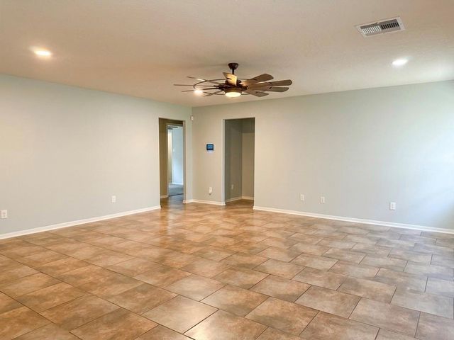 8018 Sesame Street, Baytown, TX 77521