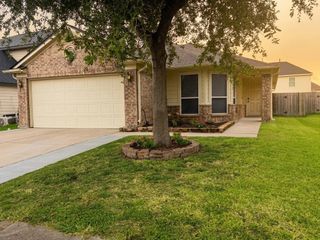 8018 Sesame Street, Baytown, TX 77521