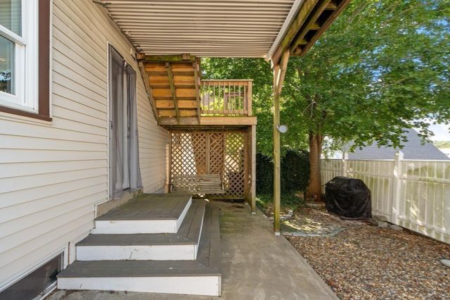 8 Brightside Ave 1, Gloucester, MA 01930