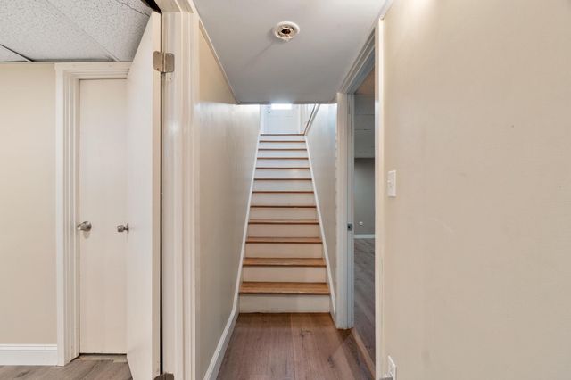 8 Brightside Ave 1, Gloucester, MA 01930