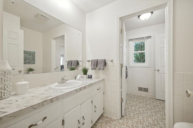 15582 Skyline Avenue NW, Prior Lake, MN 55372