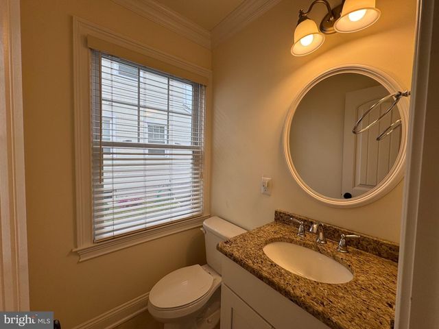 16 HARRIS RD, Princeton, NJ 08540