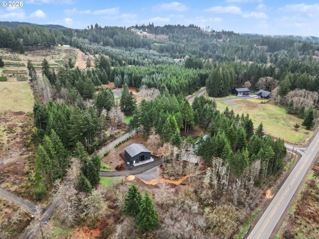 19850 WINTERS HILL Rd, Silverton, OR 97381