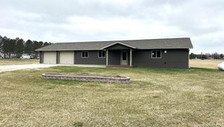 2934 27th Street NW, Baudette, MN 56623
