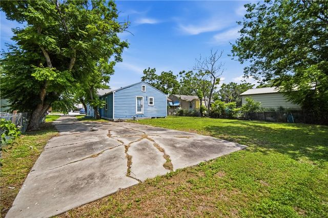 717 Ohio Ave, Corpus Christi, TX 78404