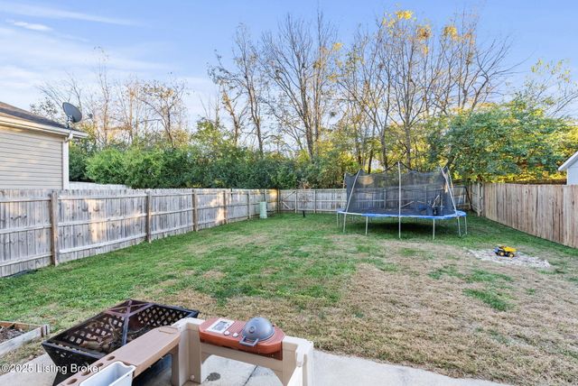 145 Bobby Jones Blvd, Frankfort, KY 40601