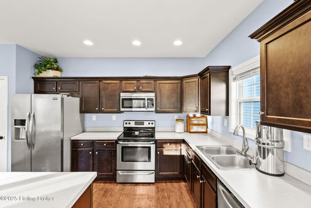 145 Bobby Jones Blvd, Frankfort, KY 40601