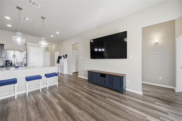 1005 Rootstock Road, Brenham, TX 77833
