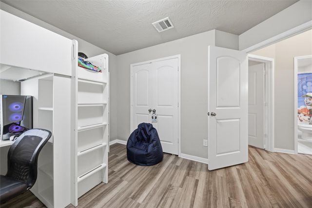 1005 Rootstock Road, Brenham, TX 77833